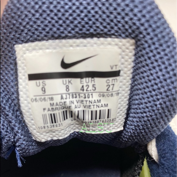 Nike Air Max Deluxe Men’s Sneakers - Picture 11 of 11